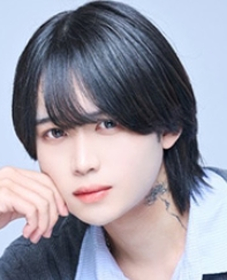 美波誓翔